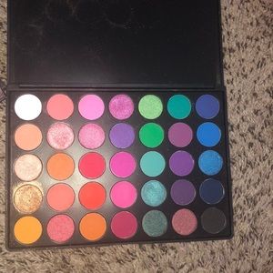 Color full makeup palette
